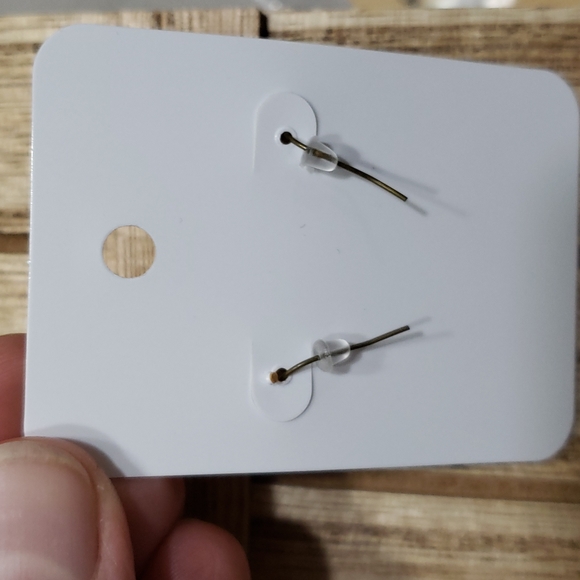 Abalone and glass beads handmade earrings, nickel free, hypoallergenic brass - Picture 2 of 2